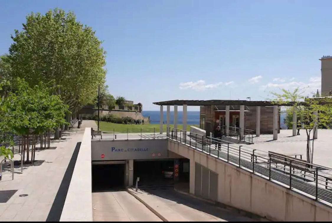 Bastia Citadelle: Superbe Appartement ภายนอก รูปภาพ